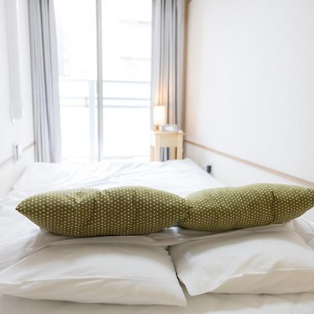 H2H Shinsaibashi Apartment Osaka Bagian luar foto