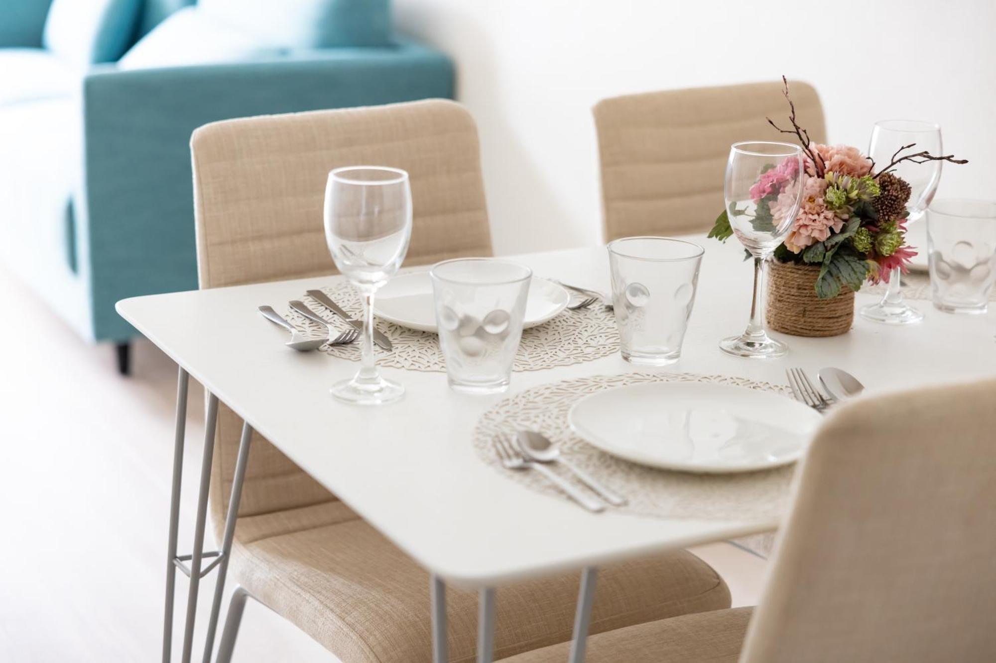 H2H Shinsaibashi Apartment Osaka Bagian luar foto