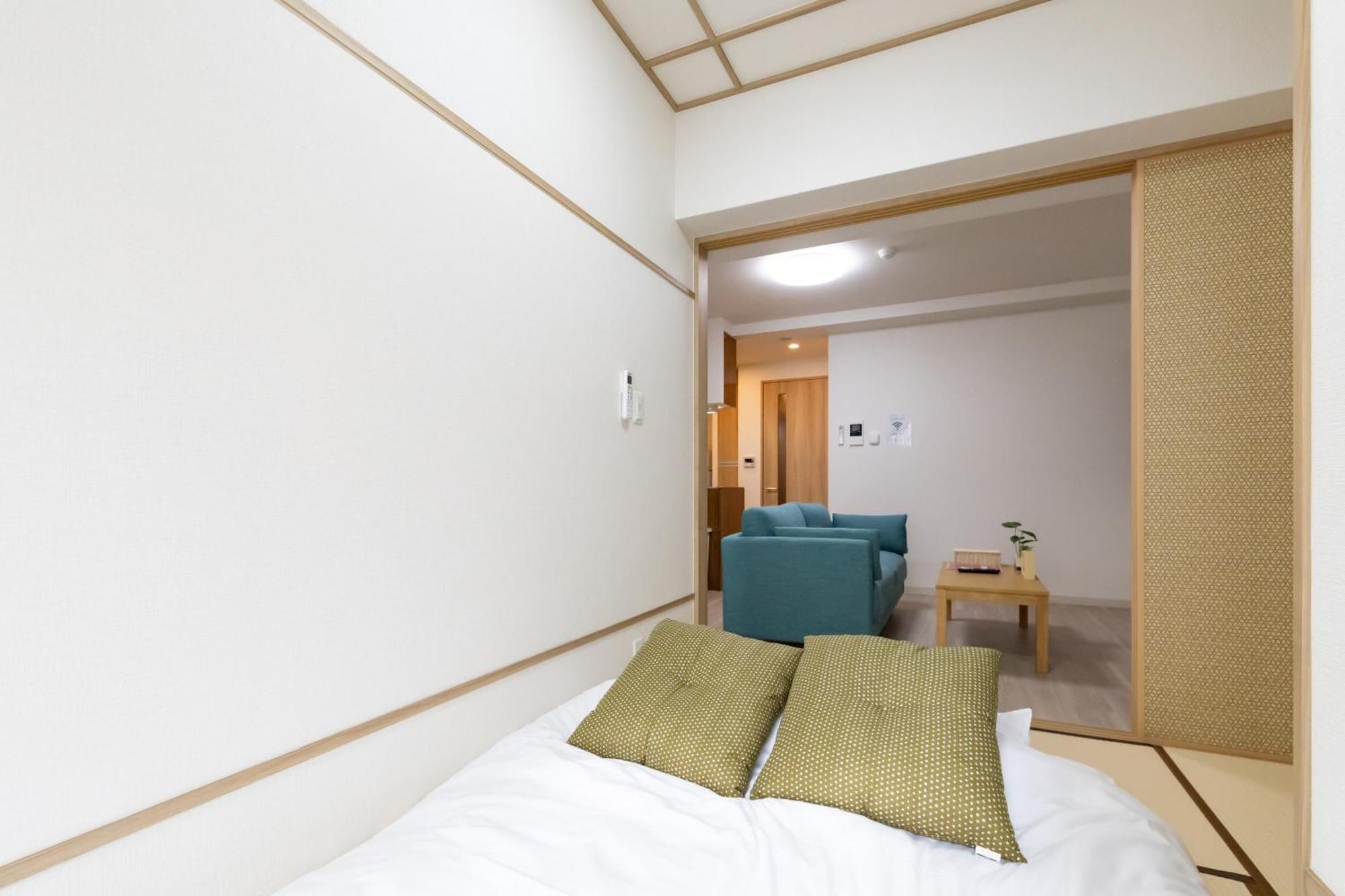 H2H Shinsaibashi Apartment Osaka Bagian luar foto