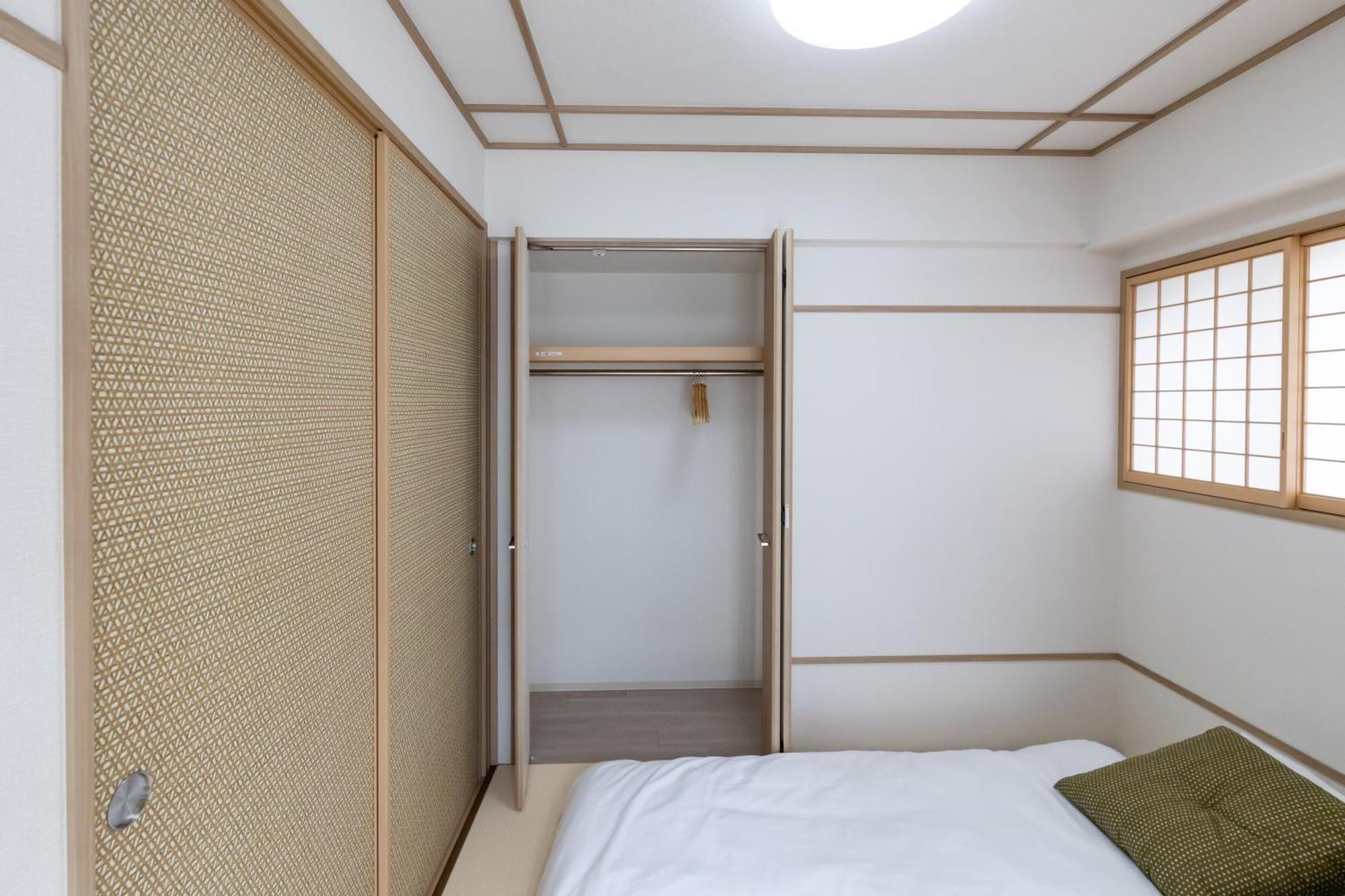 H2H Shinsaibashi Apartment Osaka Bagian luar foto