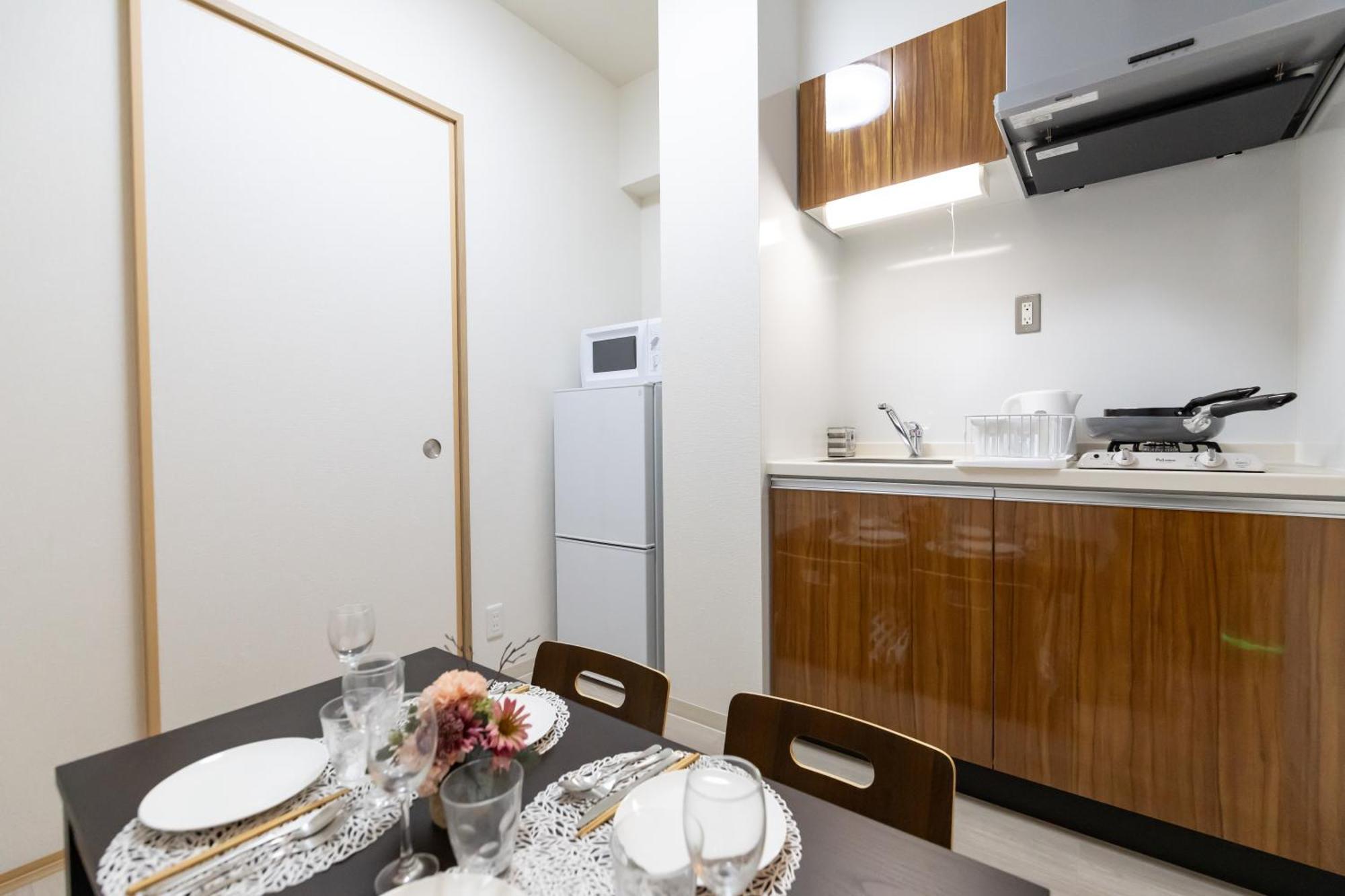 H2H Shinsaibashi Apartment Osaka Bagian luar foto