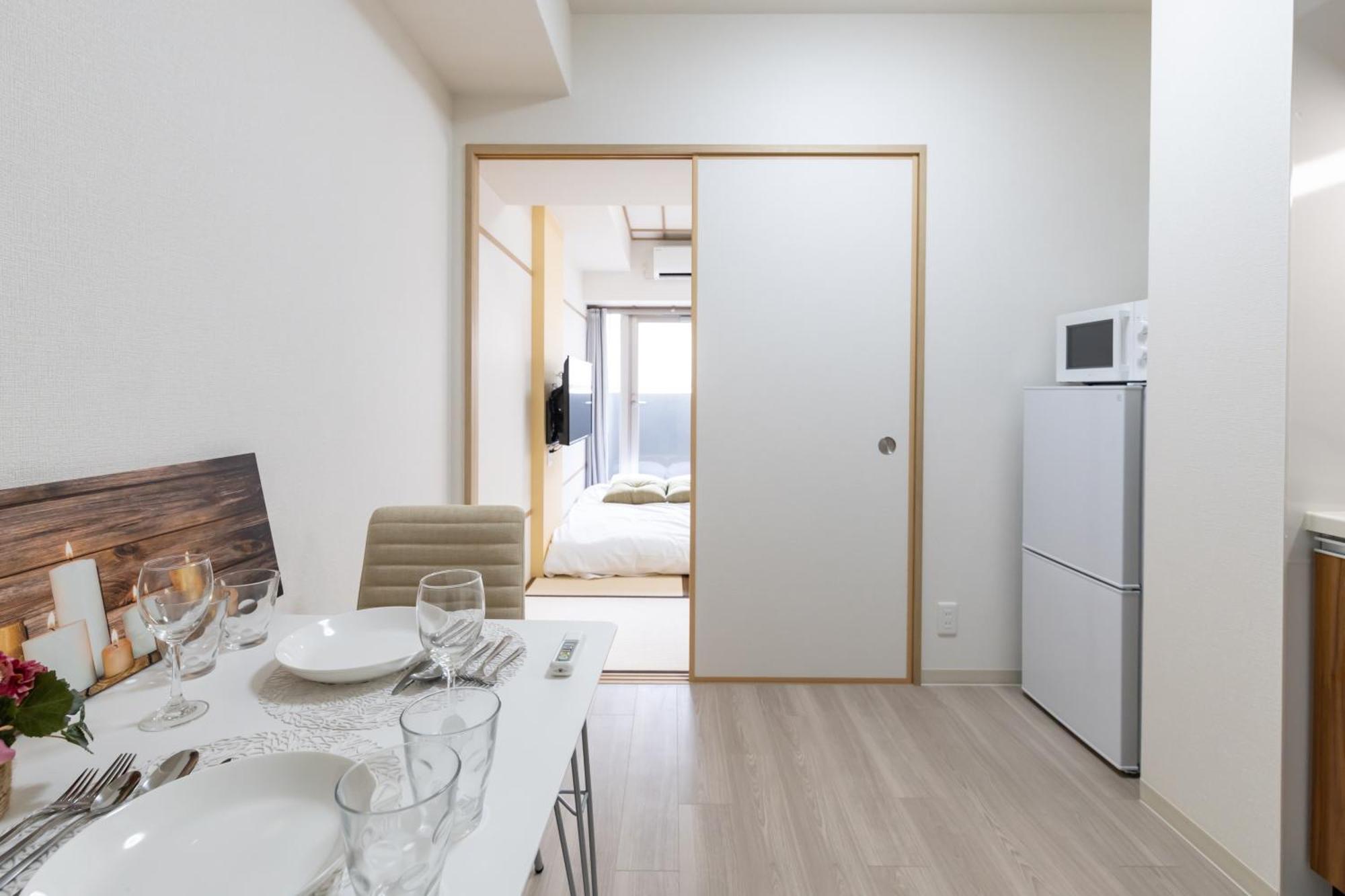 H2H Shinsaibashi Apartment Osaka Bagian luar foto
