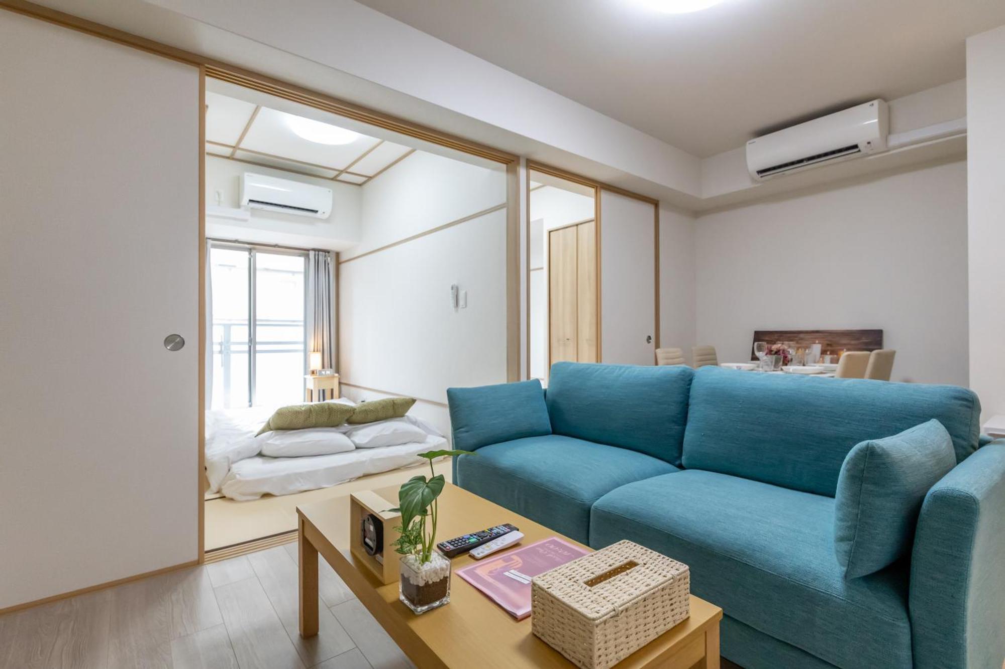 H2H Shinsaibashi Apartment Osaka Bagian luar foto
